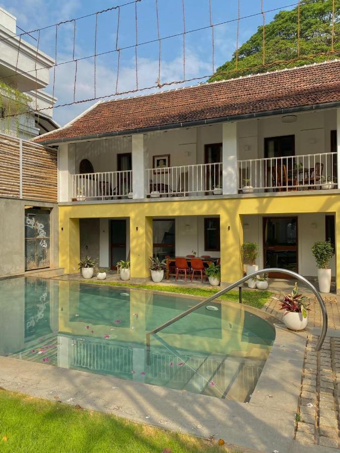 The Baron'S Villa By The Malabar Escapes Kochi Exterior photo